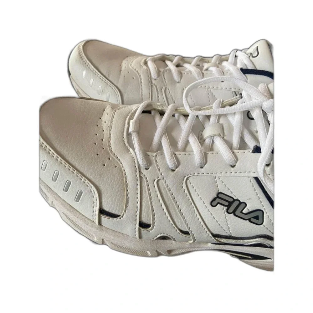 Men's Fila Sneakers Shoes 10.5 EEEE